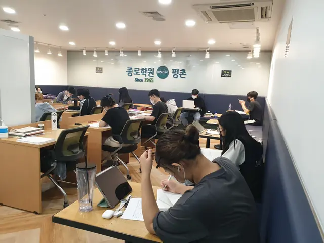 7층 오픈스터디카페-공부1